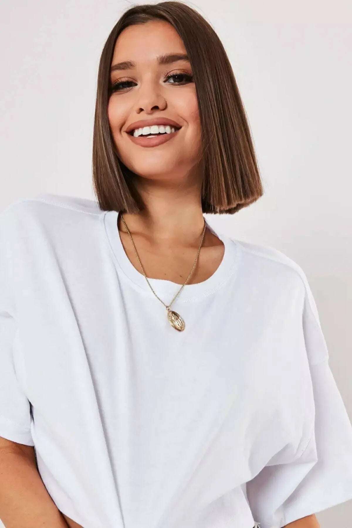 Cotton sports sweater at the top of the navel