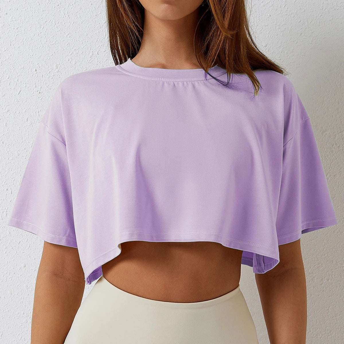 Cotton sports sweater at the top of the navel