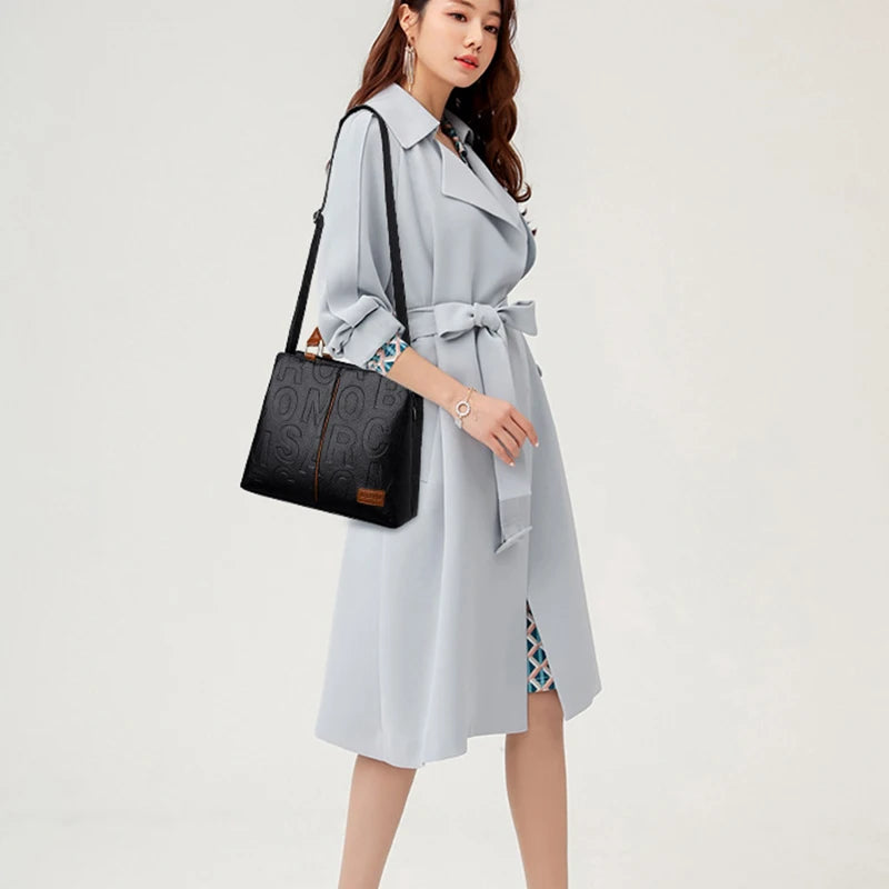 A beautiful bag designed for the shoulder and hand