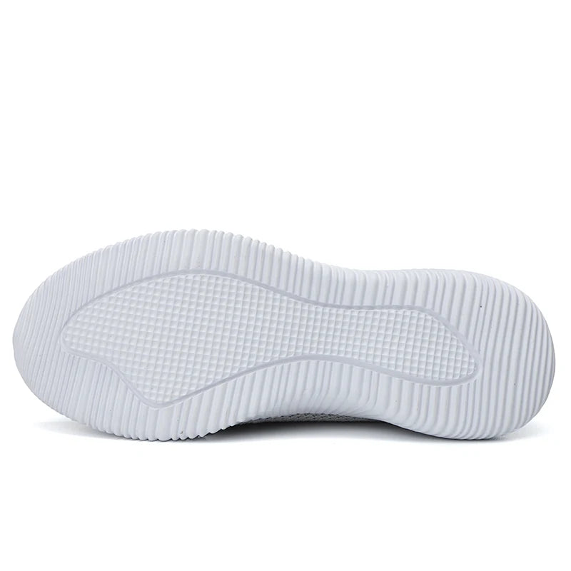 Women's sports shoes without laces