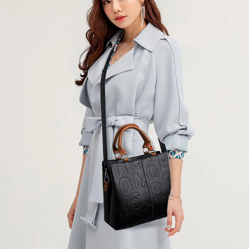 A beautiful bag designed for the shoulder and hand