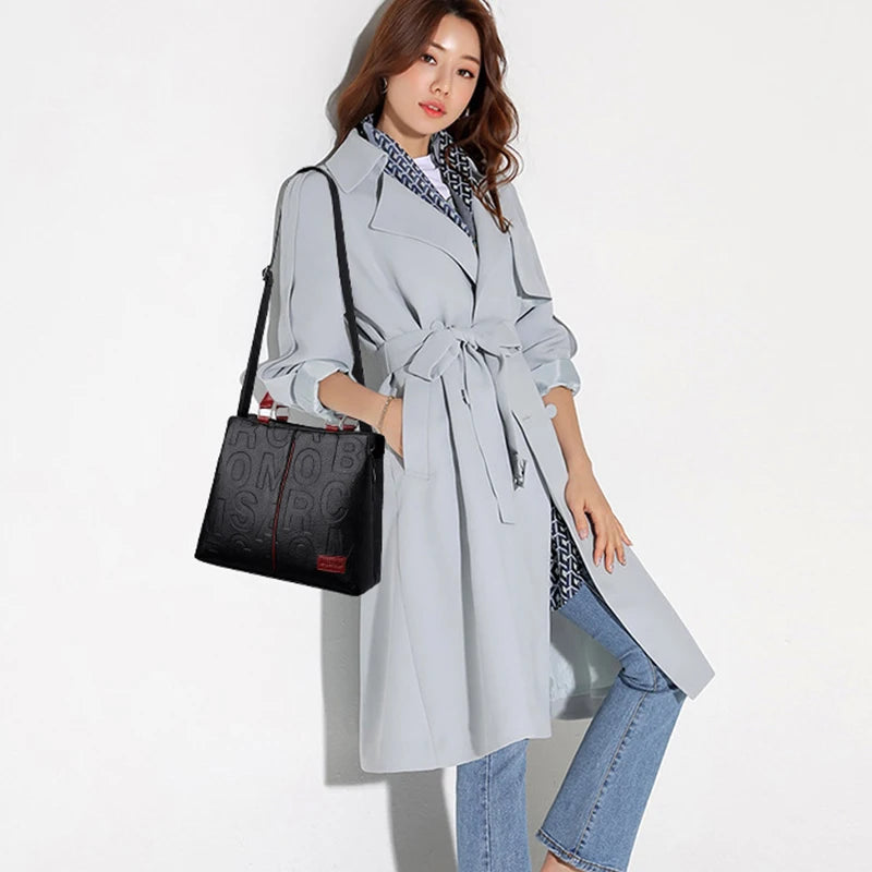 A beautiful bag designed for the shoulder and hand