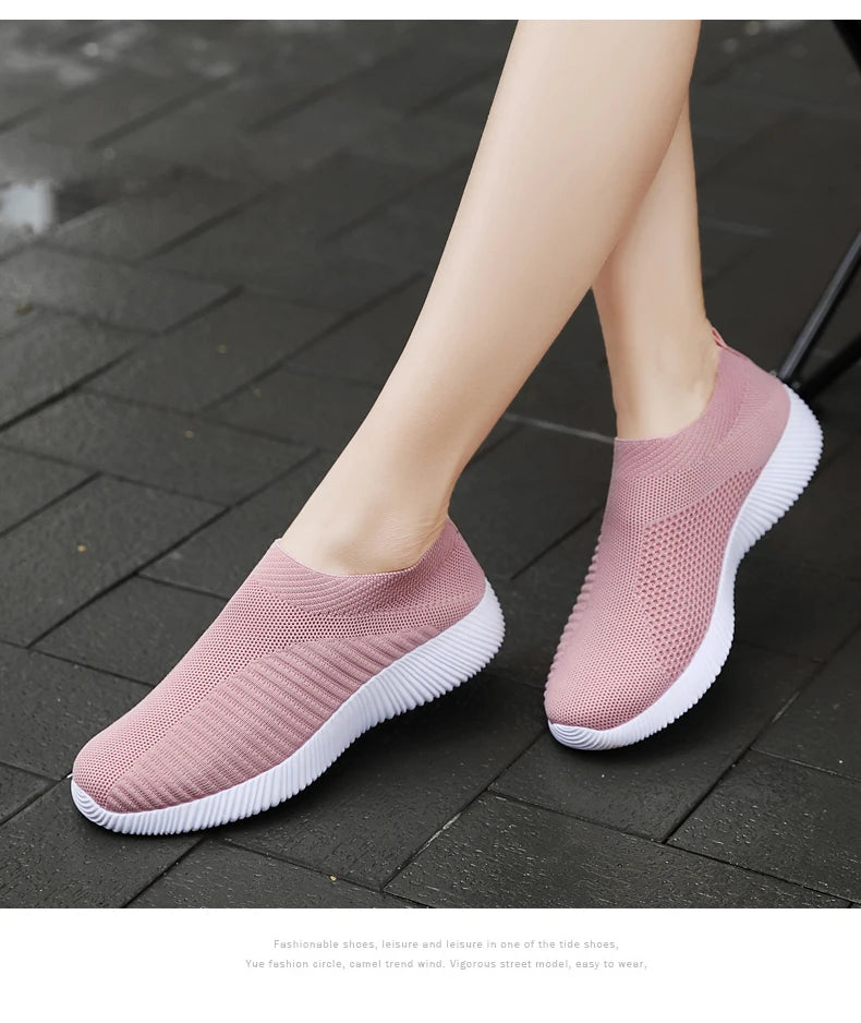 Women's sports shoes without laces
