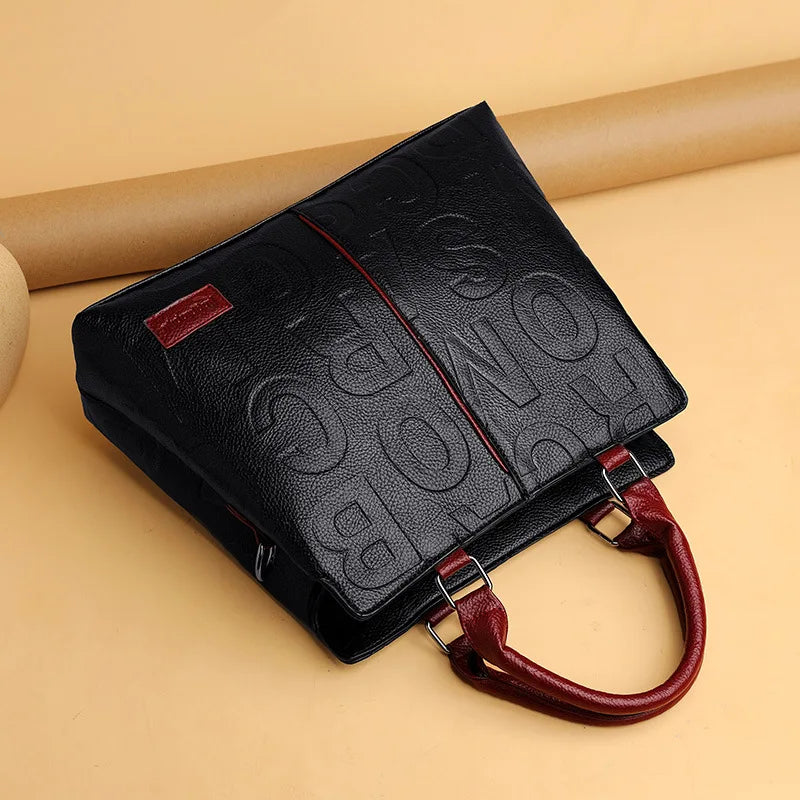 A beautiful bag designed for the shoulder and hand
