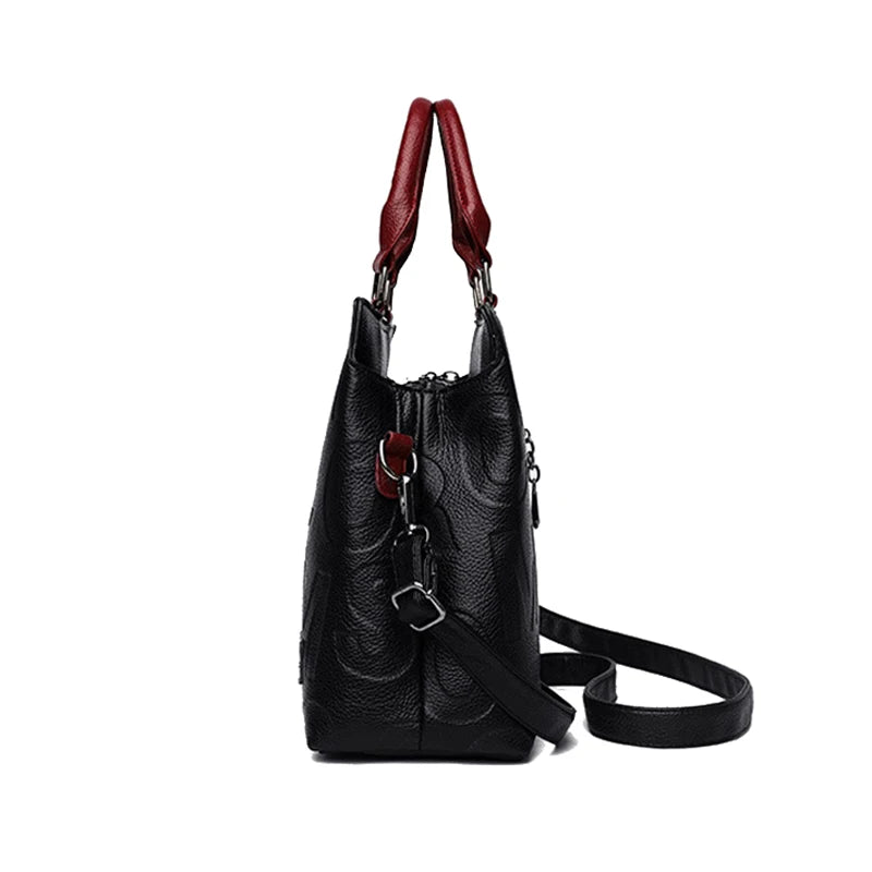 A beautiful bag designed for the shoulder and hand