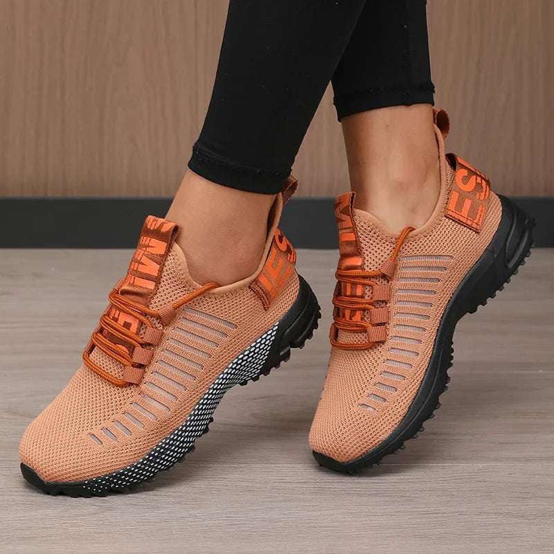 Lightweight modern women's shoes