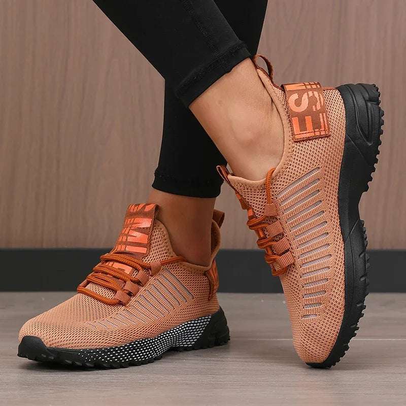 Lightweight modern women's shoes