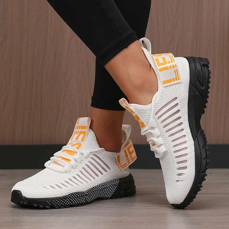 Lightweight modern women's shoes