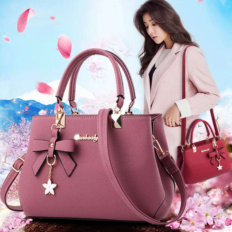Luxury hand bag