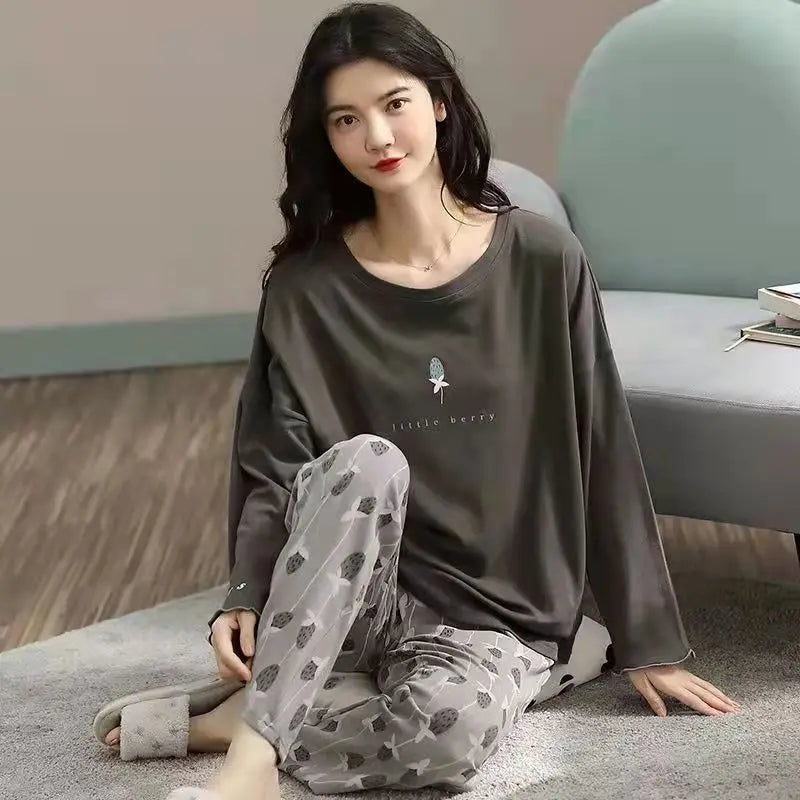 New 2025 in a comfortable women's spring university - Ella fashion