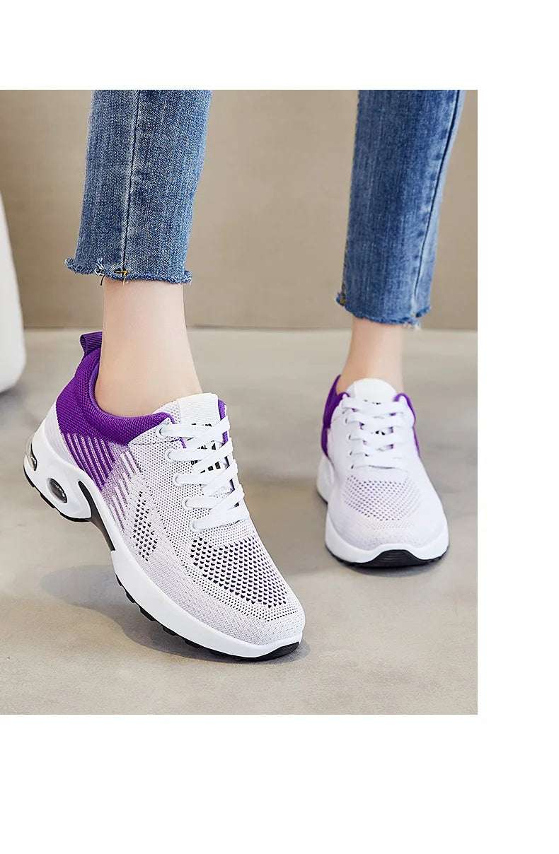 New women's sports shoes