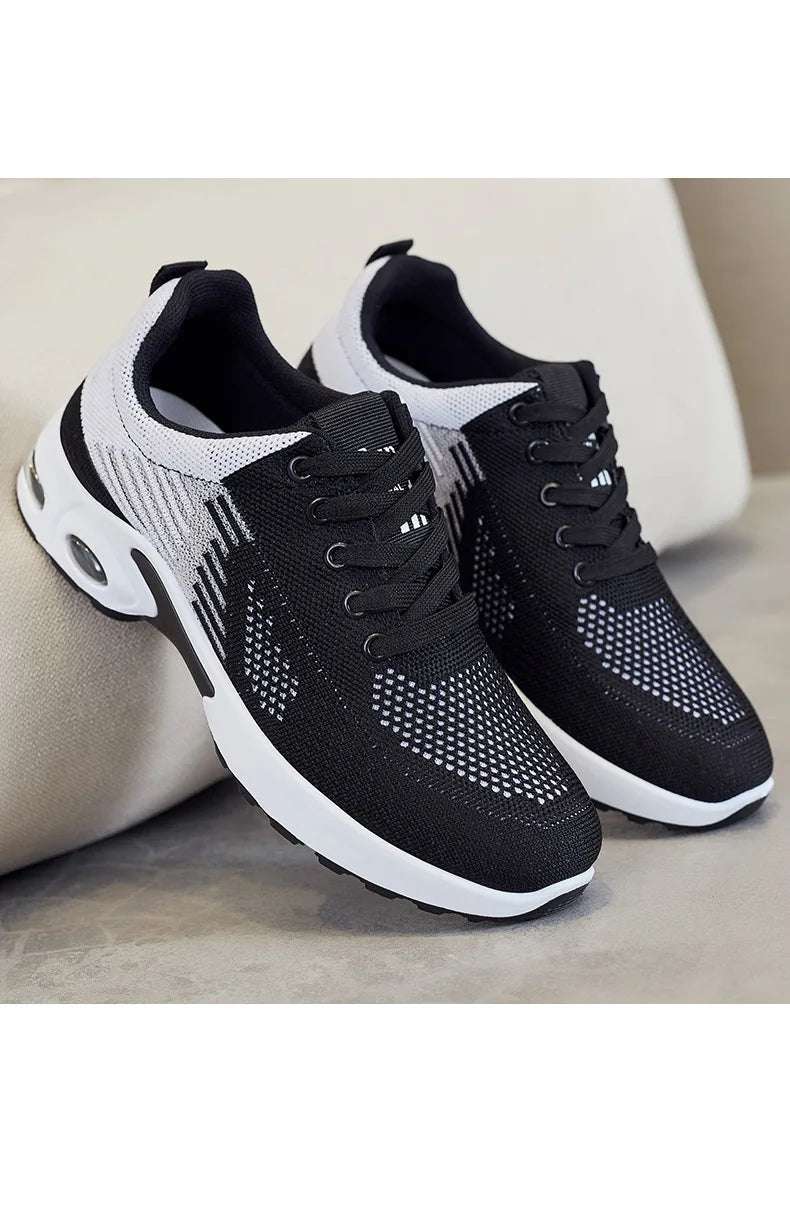 New women's sports shoes