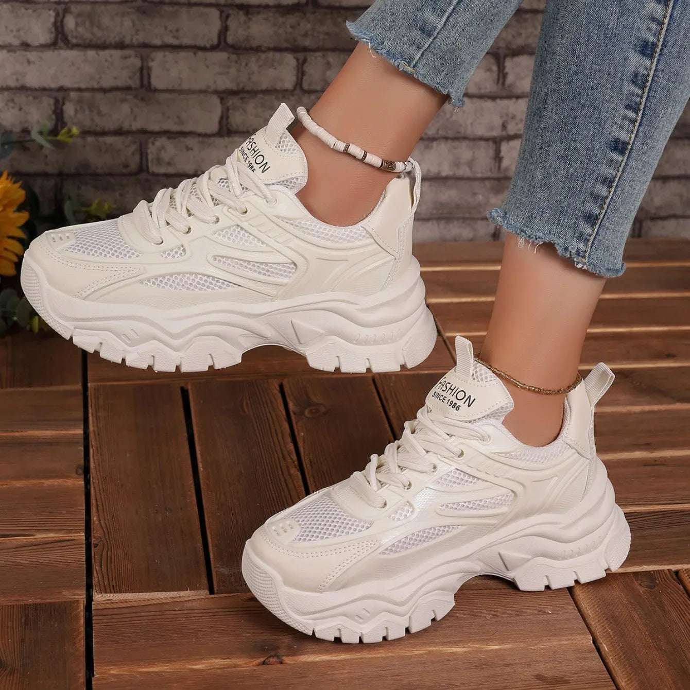 Ronbin Barde Chunky Sneakers - Women's Low-Heel Athletic Shoes