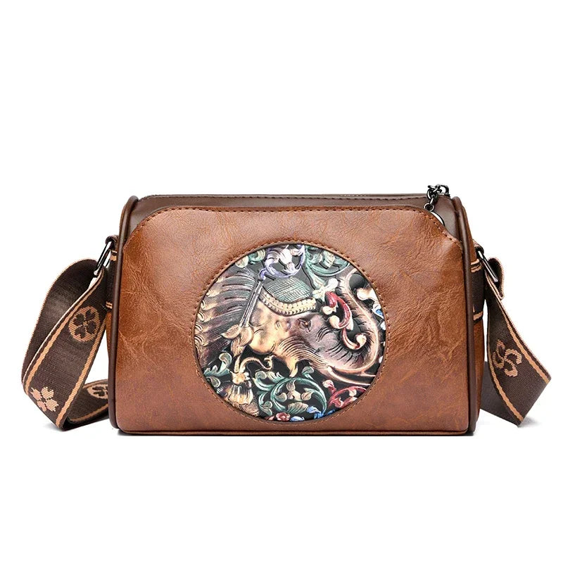 Shoulder bags made of luxurious leather