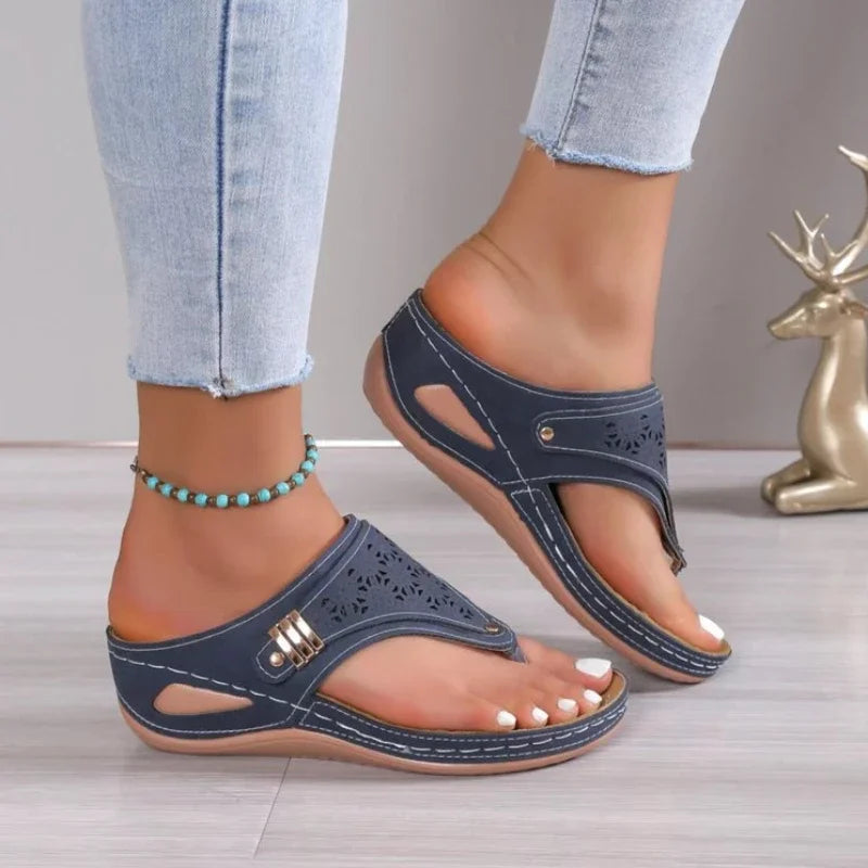 Women's soft leather sandal