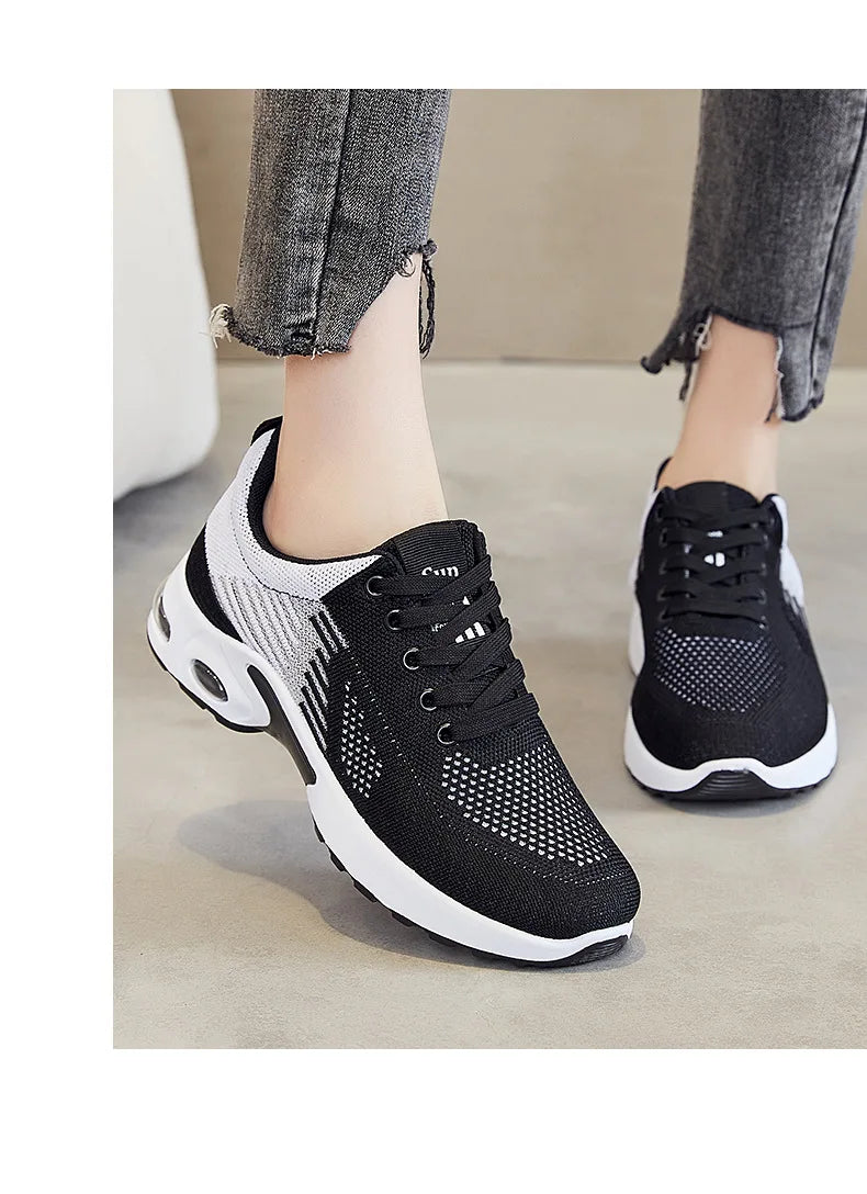 New women's sports shoes