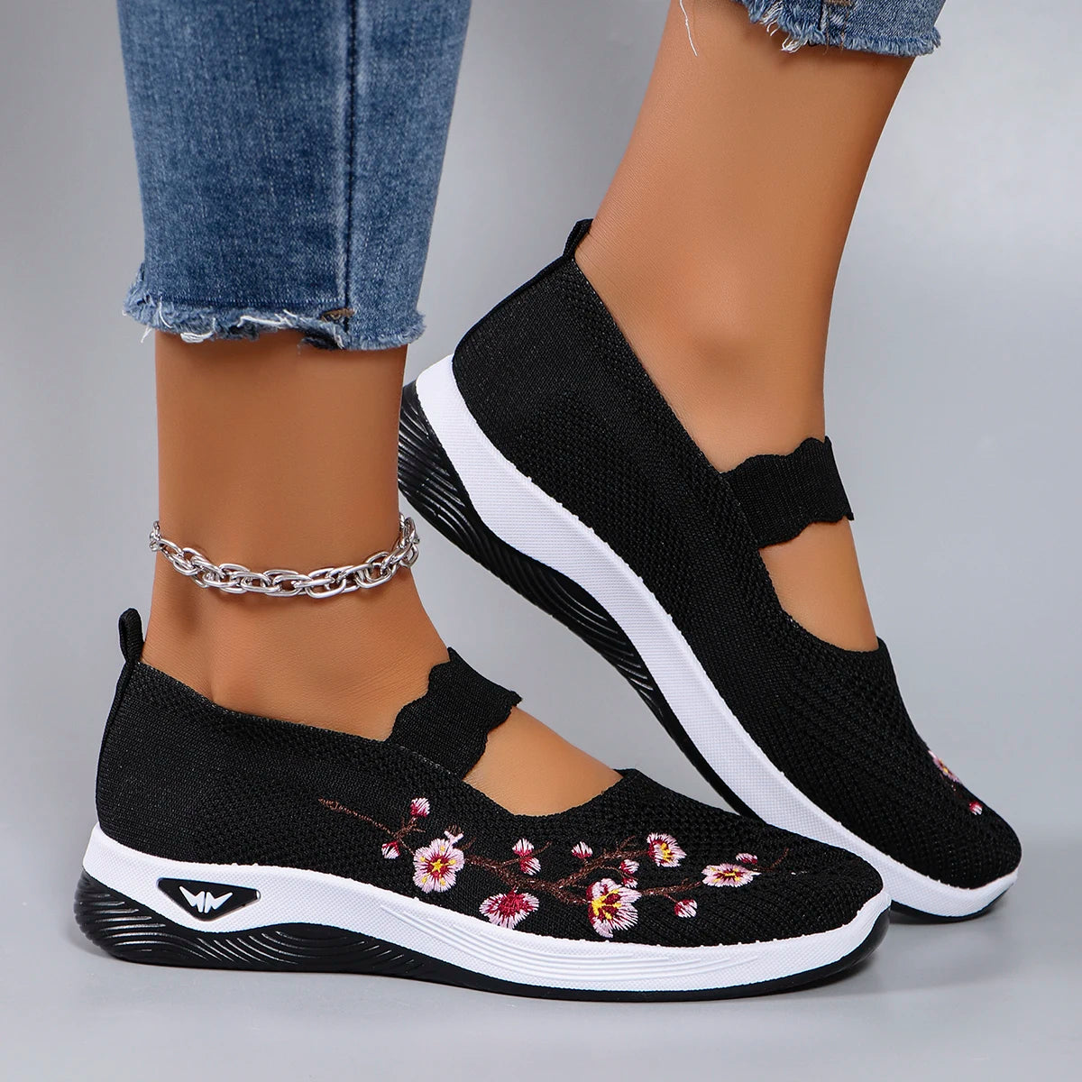 Wear-resistant spring shoes