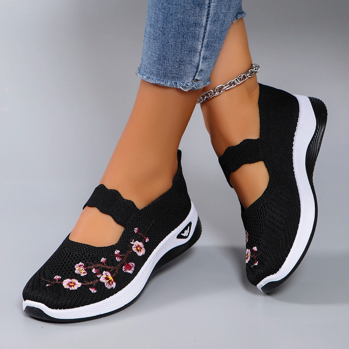 Wear-resistant spring shoes