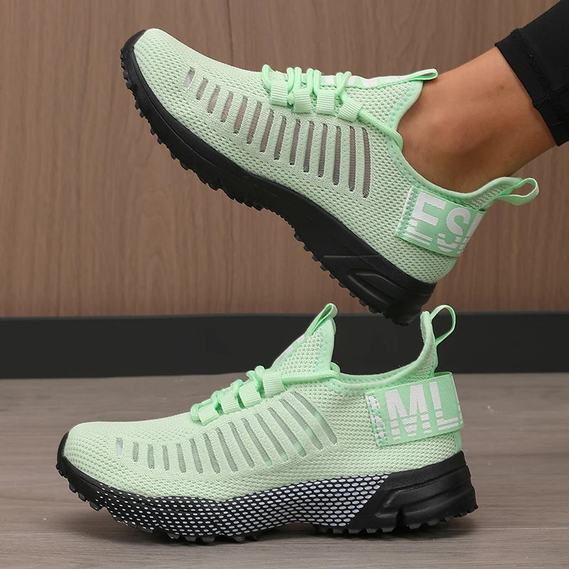 Lightweight modern women's shoes