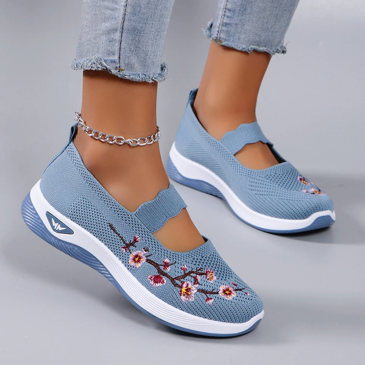 Wear-resistant spring shoes