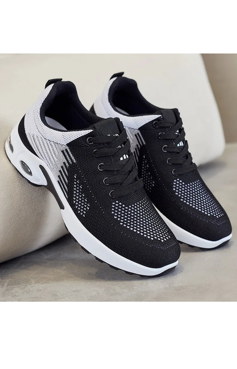 New women's sports shoes