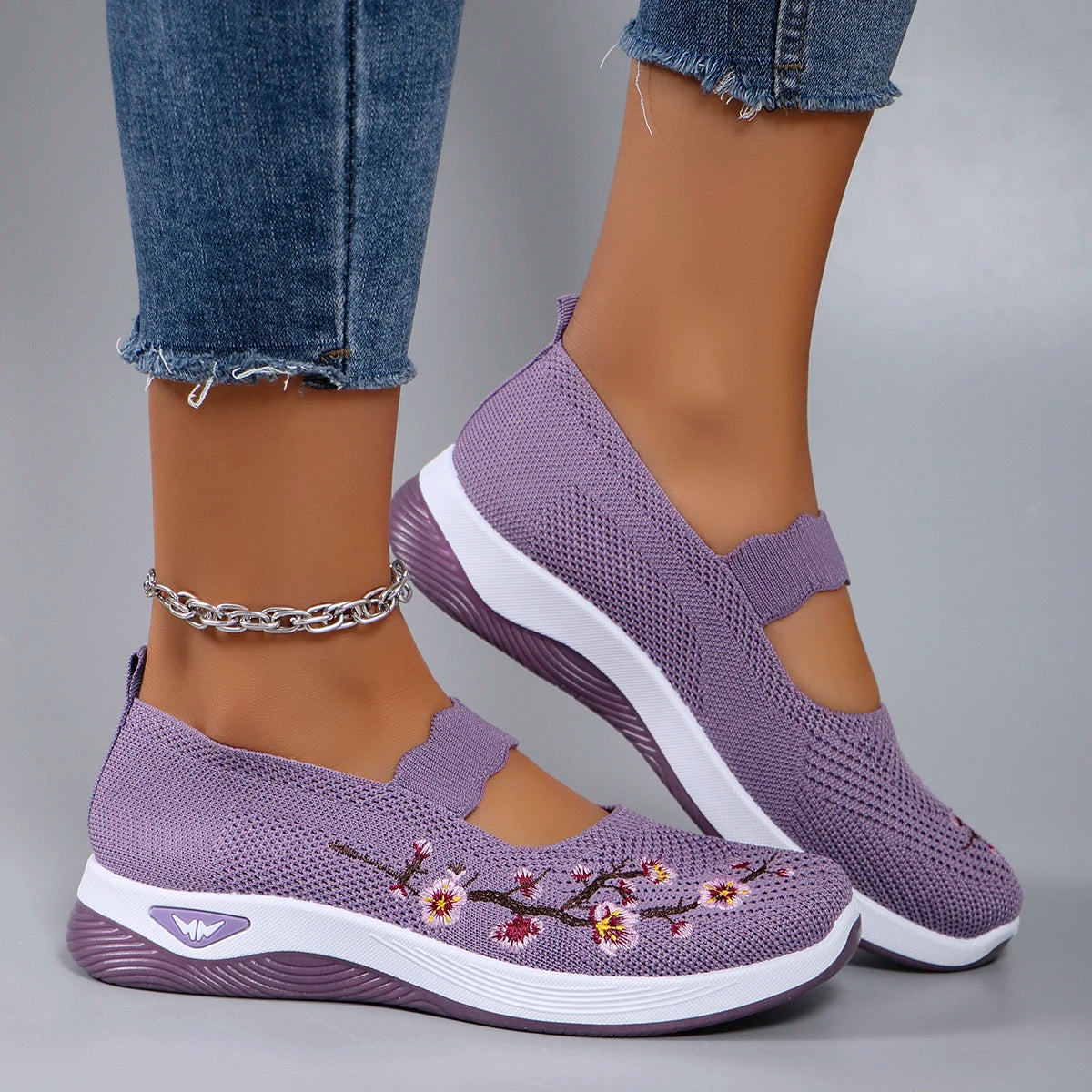 Wear-resistant spring shoes