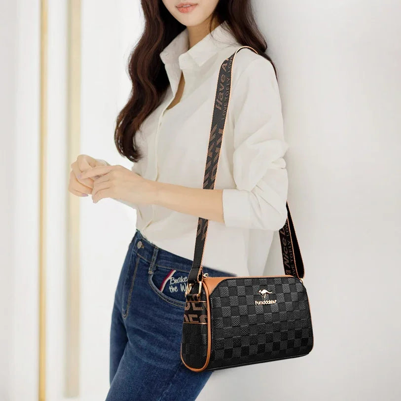 Shoulder bags made of luxurious leather