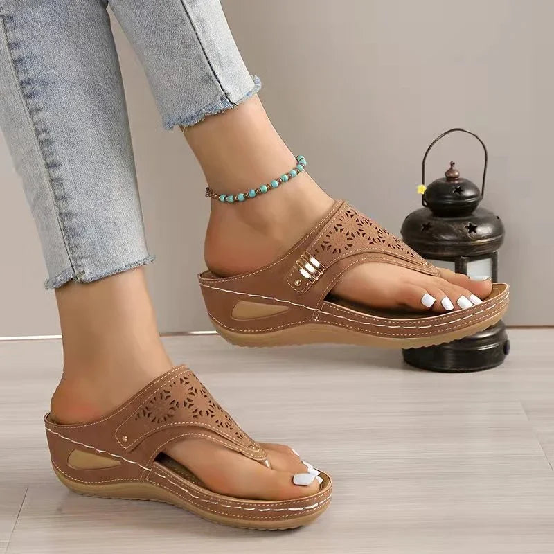 Women's soft leather sandal