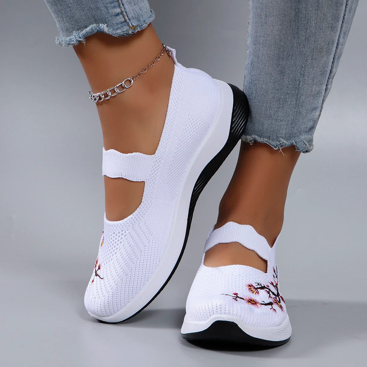 Wear-resistant spring shoes