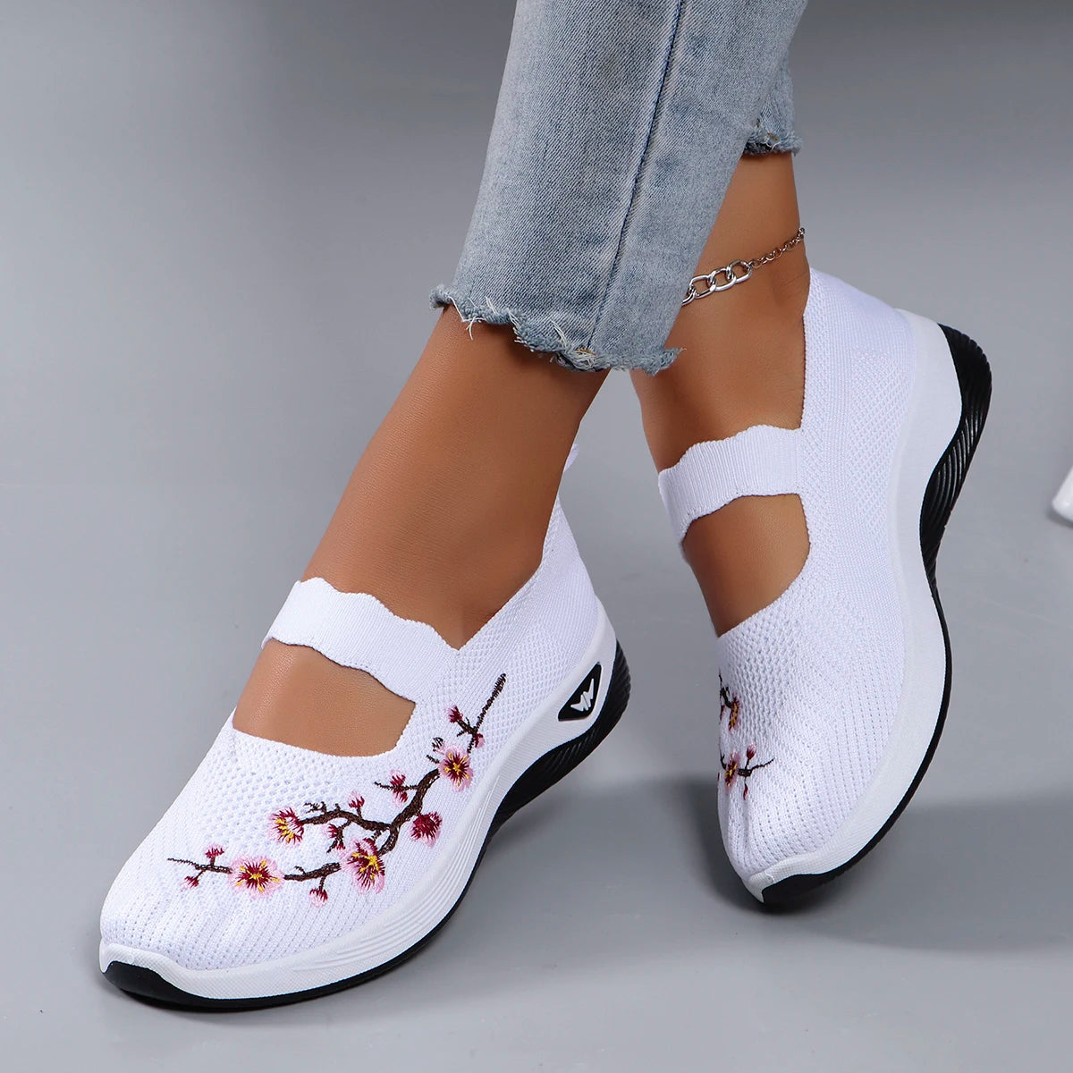 Wear-resistant spring shoes