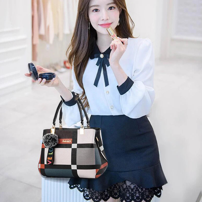 A beautiful bag designed for the shoulder and hand