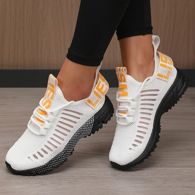 Lightweight modern women's shoes