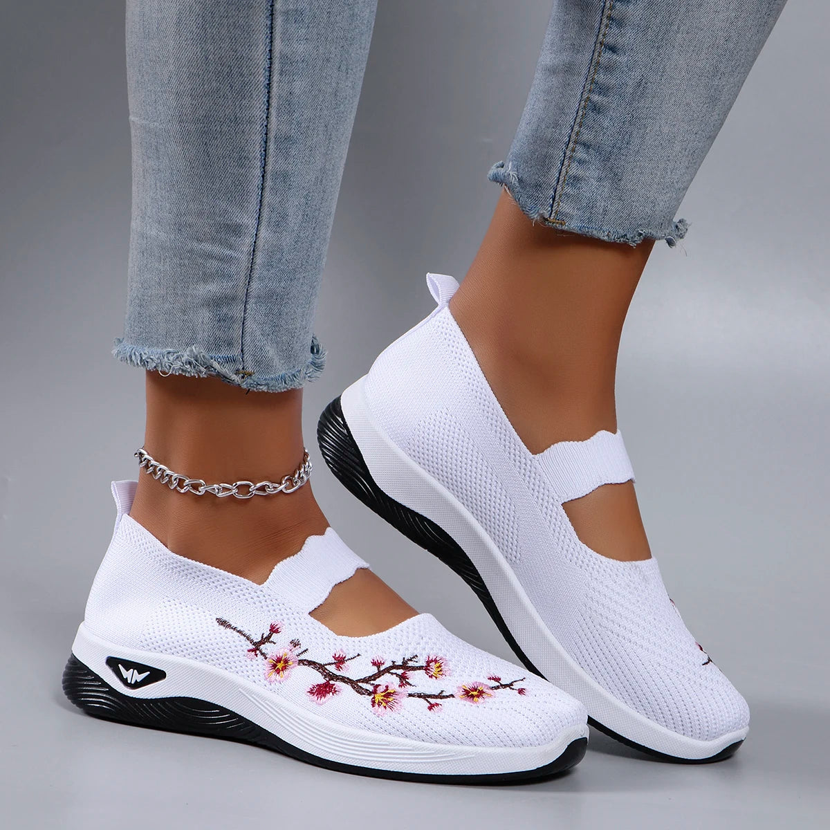 Wear-resistant spring shoes