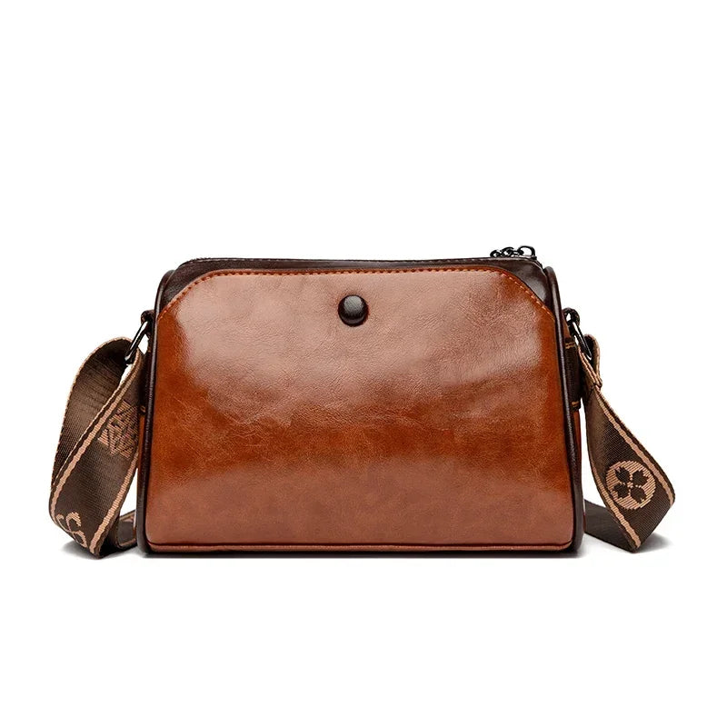 Shoulder bags made of luxurious leather - Ella fashion