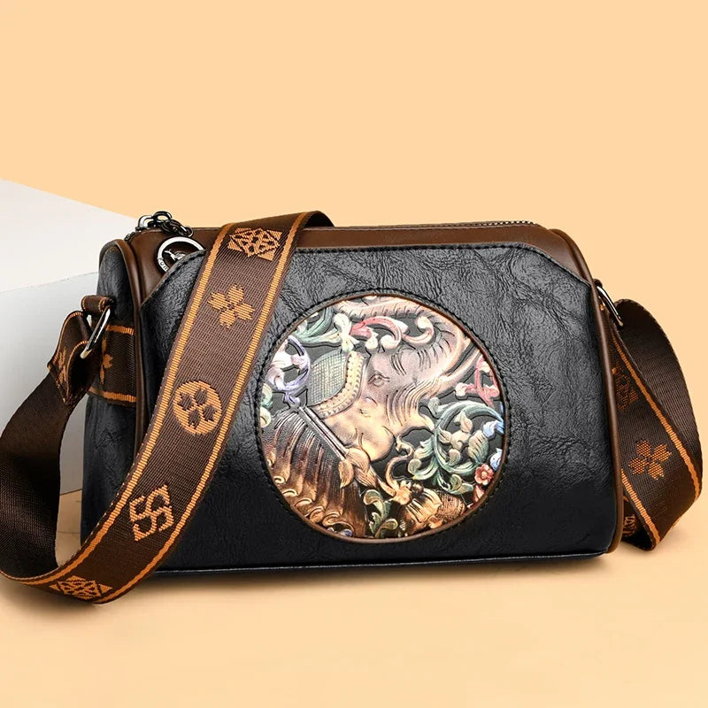 Shoulder bags made of luxurious leather - Ella fashion