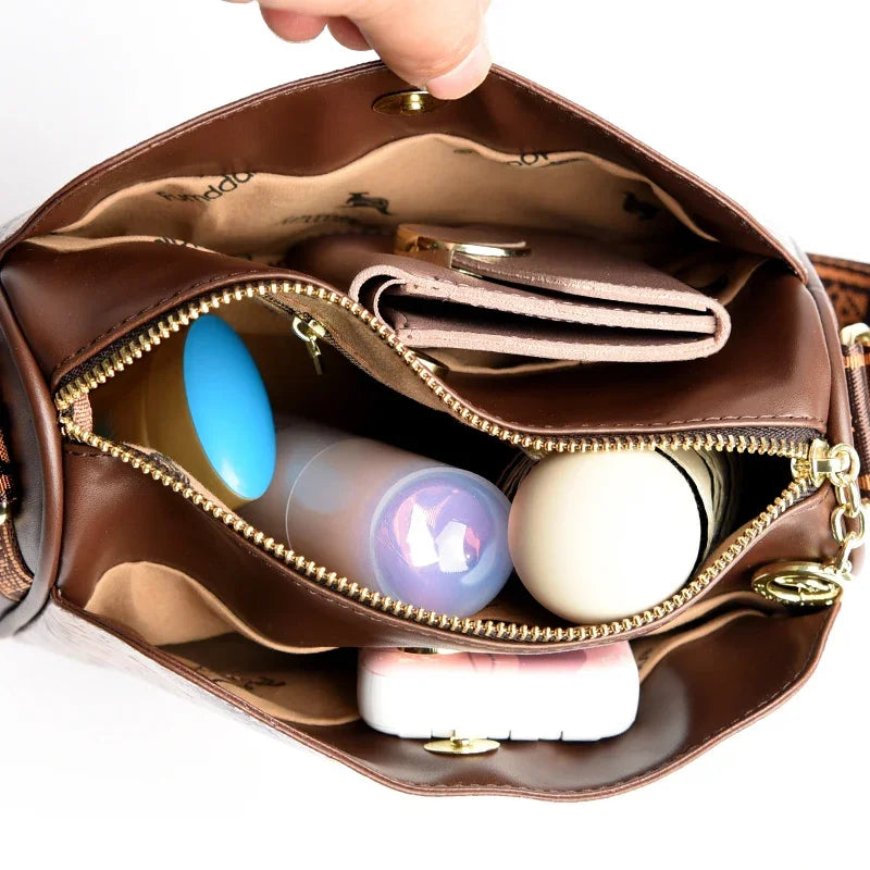 Shoulder bags made of luxurious leather - Ella fashion