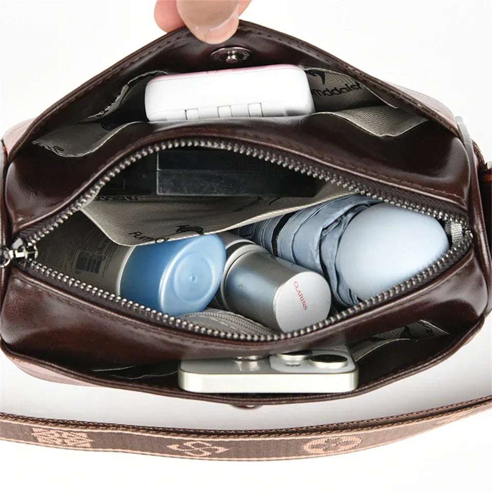 Shoulder bags made of luxurious leather