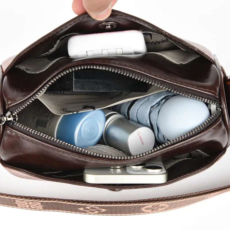 Shoulder bags made of luxurious leather