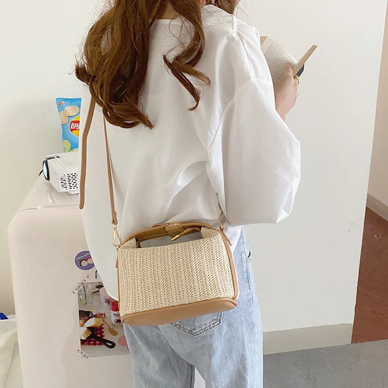 Small handbag made of straw - Ella fashion