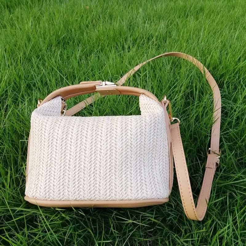 Small handbag made of straw