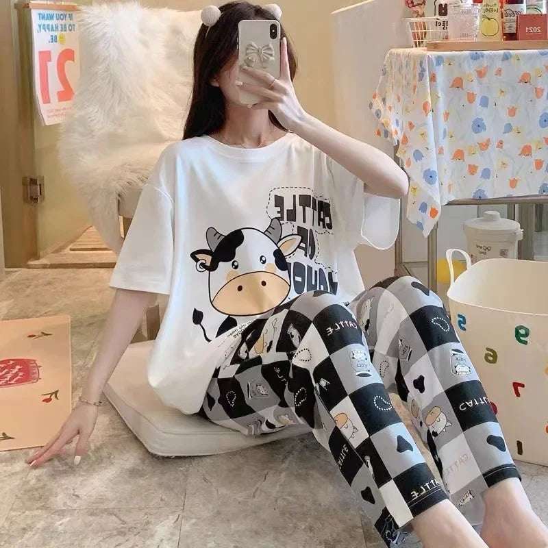 Winter pajamas suitable for Christmas