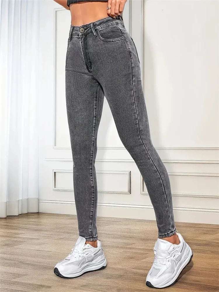 Women's skinny leg jeans