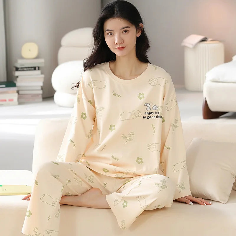 Comfy spring pajamas for lounging around - Ella fashion