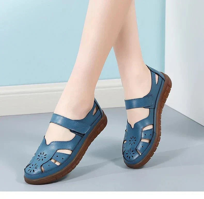 Summer sandals breathable design