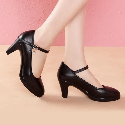 Women's high-heeled shoes